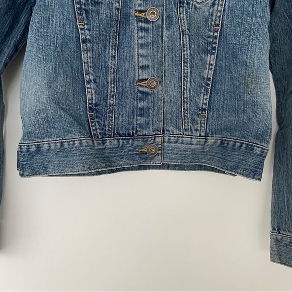 IZOD BLUE LIGHT WASH STRETCH DENIM JACKET, PETITE SMALL - Picture 3 of 14